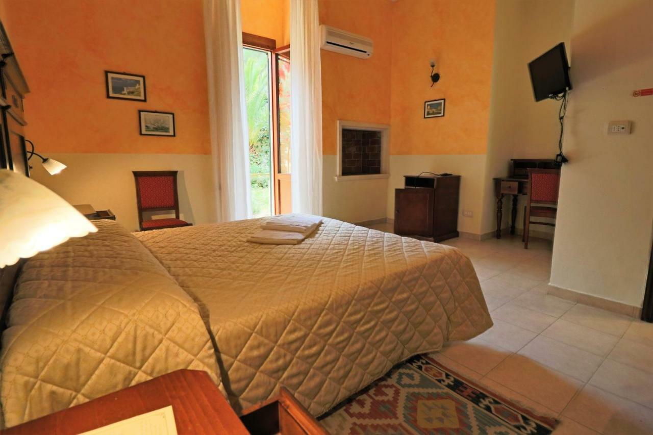Dimora Relais Excelsa Hotel Галиполи Екстериор снимка